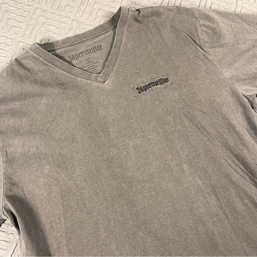 Jäegermeister V-Neck Men’s Gray Tee Shirt Size Medium